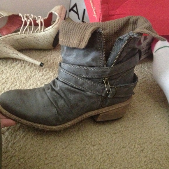 Boots!