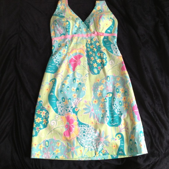 TRADED Lilly Pulitzer size 4 Peacock print