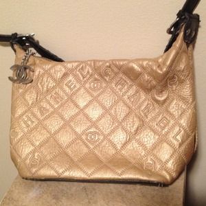 Chanel purse
