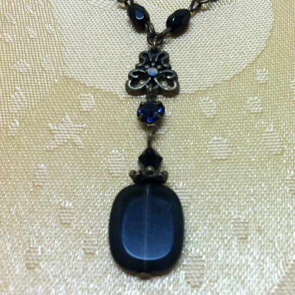 🎁Necklace & Matching Earrings - Picture 3 of 4