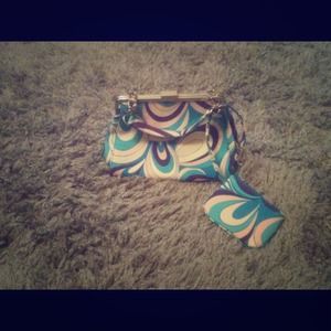 Amanda smith hand bag and change purse