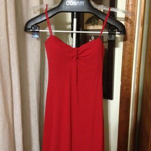 laundry Dresses - REDUCED! Beautiful Red Gown laundry Dresses - REDUCED! Beautiful Red Gown