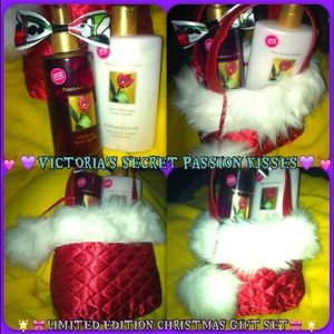 Victoria's Secret Other - 🎉🎁VICTORIA'S SECRET LIMITED EDITION GIFT SET🎁🎉 Victoria's Secret Other - 🎉🎁VICTORIA'S SECRET LIMITED EDITION GIFT SET🎁🎉