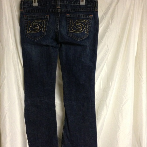 Jeans - Picture 2 of 3