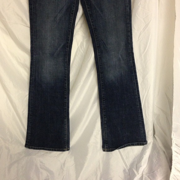 Jeans - Picture 2 of 3