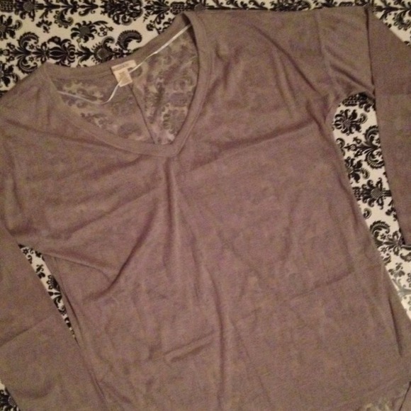 Nwot Gray Long Sleeve Burnout Tee - Picture 1 of 4