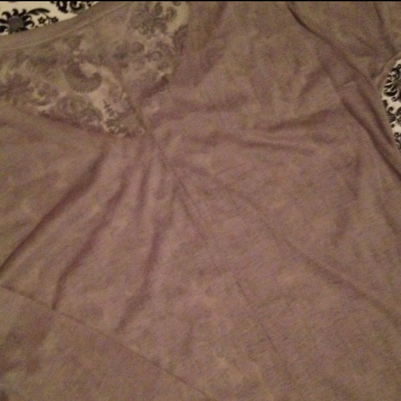 Nwot Gray Long Sleeve Burnout Tee - Picture 3 of 4