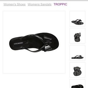 Steve Madden flip flops