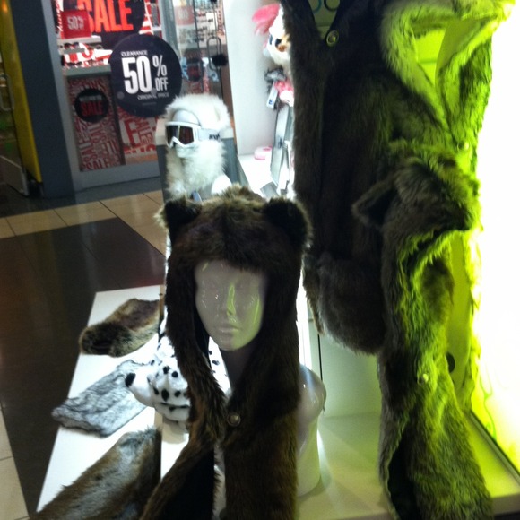 Hats - Picture 3 of 4