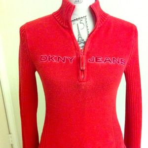📌SOLD📌 Authentic DNKY sweater. Now $8