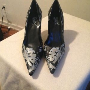 BRAND NEW CARLOS SANTANA SHOES