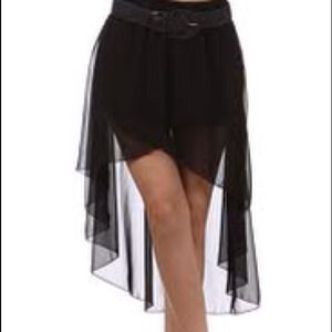 Black low-high skirt