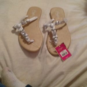 π·5 for $25 Candies flip flops