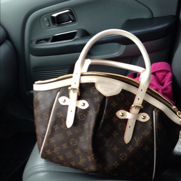 Louis Vuitton Handbags - Louis Vuitton Gm .. Brand new used it for a week..