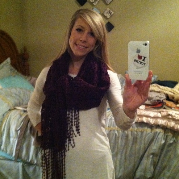😍SOLD😍Lucky brand cream scarf