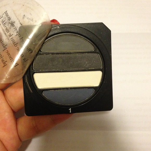 Giorgio Armani eyeshadow quad