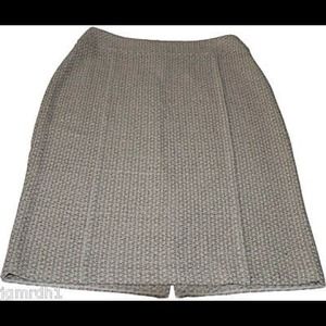 🆕⭐ST. John luxe skirt $895 8 ⭐Amazing