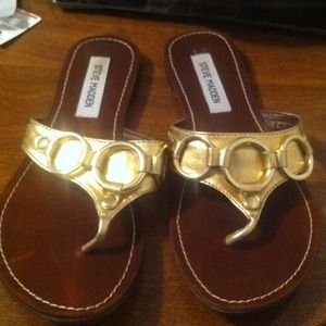 Steve Madden sandals gold color, size 7