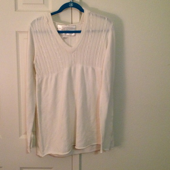 Soft Comfy Roxy sweater.