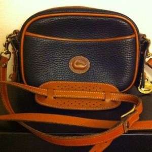 Vintage Dooney & Bourke Cross Body Bag