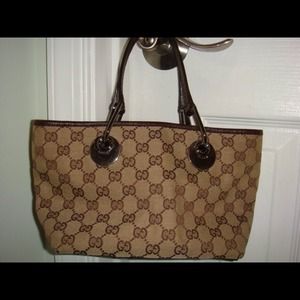 Gucci 100% authentic small bag