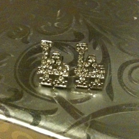 LA earrings