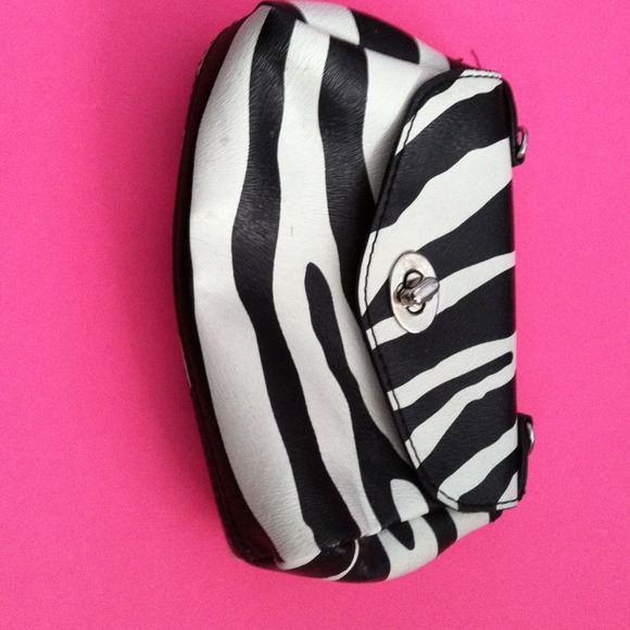 3 purse bundle - Picture 2 of 4