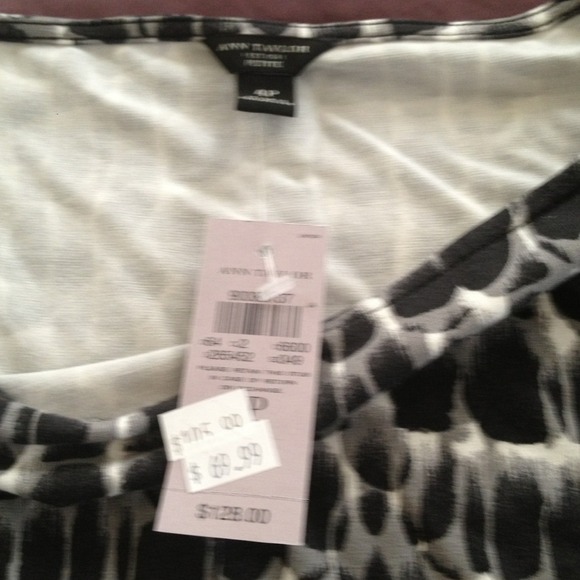 SOLD! REDUCED-New Ann Taylor petite dress! - Picture 2 of 4