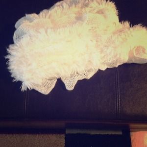 100% acrylic white scarf