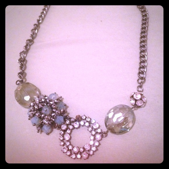 ❤SOLD❤ NEW Vera Wang statement necklace!