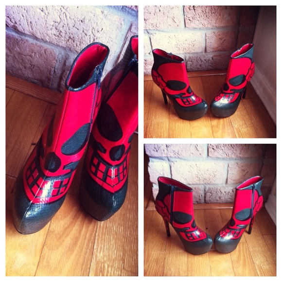 S O L D - Picture 3 of 4