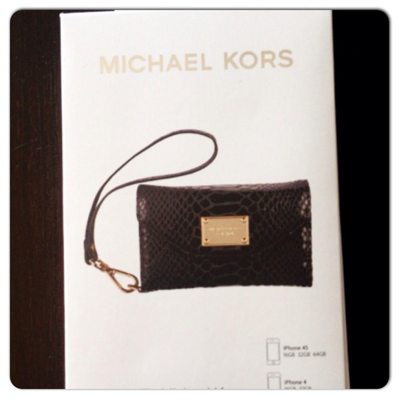 Michael Kors wallet clutch