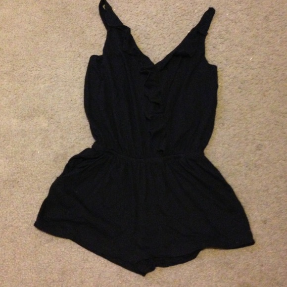 ❌Reserved❌Black Romper