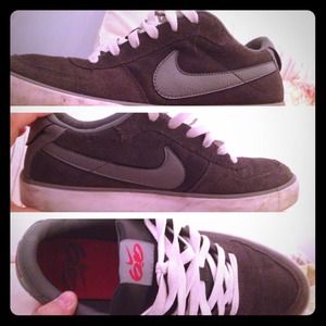 Men's Nike 6.0 size 9