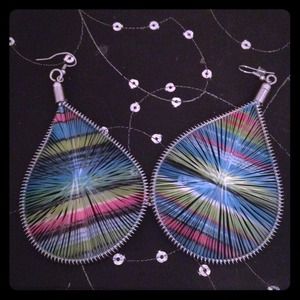 Accessories - Earrings Accessories - Earrings