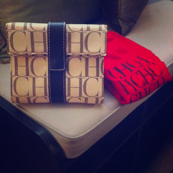 ⚠SOLD⚠ CH by CAROLINA HERRERA (authentic)