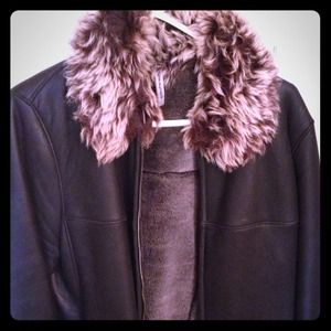 Black Leather Jacket w Faux Fur