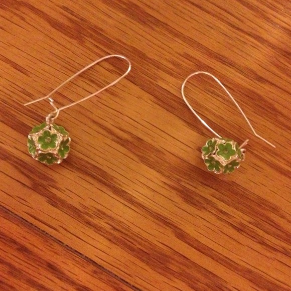Green flower ball earrings