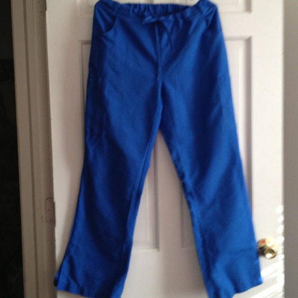 Royal blue scrubs - Picture 1 of 1