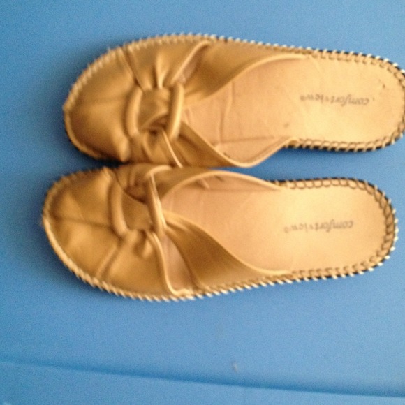 Leather sandal