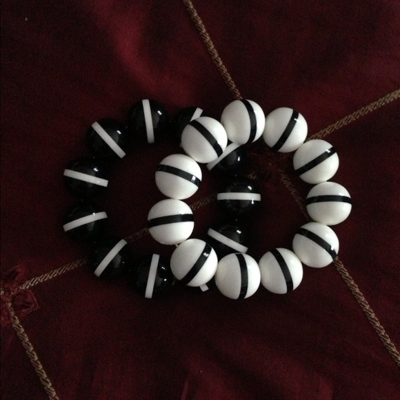 bracelets - Picture 2 of 2