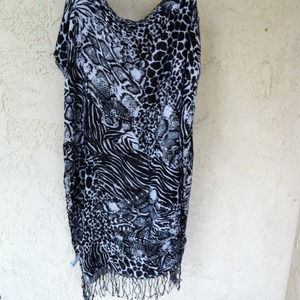 TRADED - Cache scarf NEW with TAG