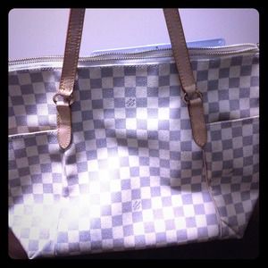 LV Inspired Totally MM