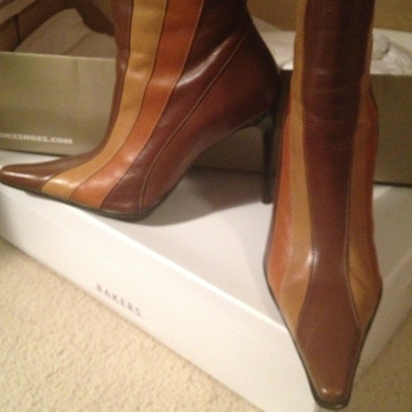 ๐HP Cozy Chic ๐Brown Leather Boots SOLD - Picture 2 of 4