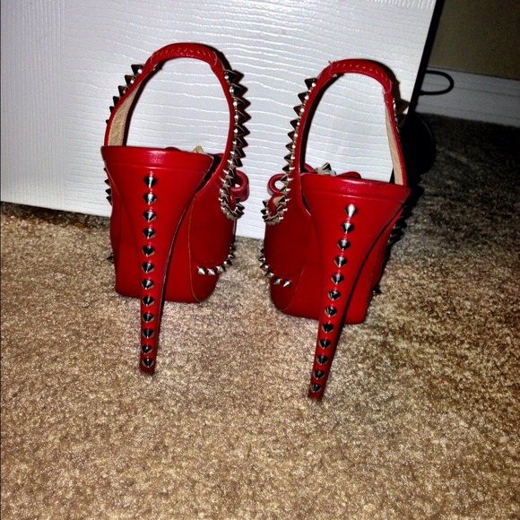 Christian Louboutin Lady Clou Red Spikes - Picture 4 of 4