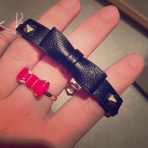 BCBGeneration Bow bracelet for @dhalia2011