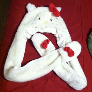 Hello Kitty Winter Hat