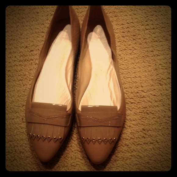 Nine West flats