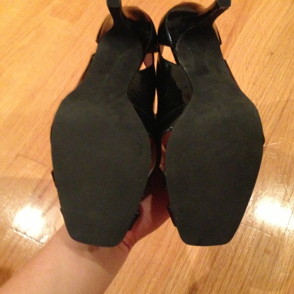 REDUCED Never worn open toe pumps. - Picture 3 of 3