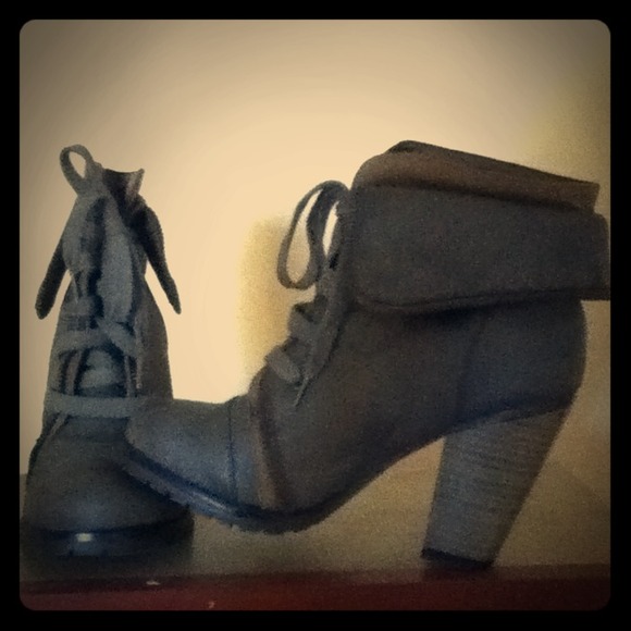 Super cute Heels brand new